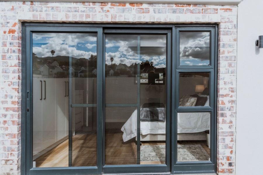 2 Bedroom Property for Sale in Berg En Dal Western Cape